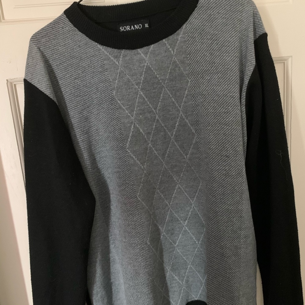 Sorono sweater
